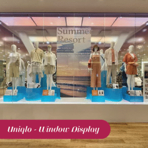 uniqlo window display